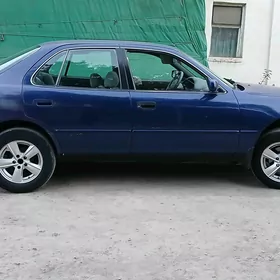 Toyota Camry 1995