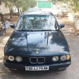BMW 525 1990