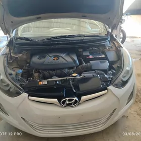 Hyundai Elantra 2014