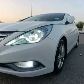 Hyundai Sonata 2012