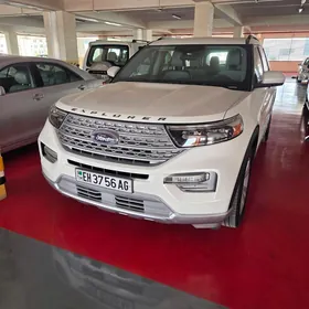 Ford Explorer 2021