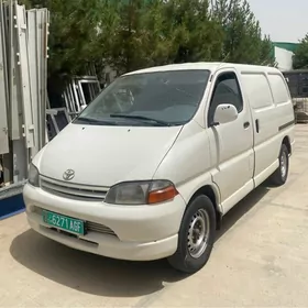 Toyota Hiace 2000