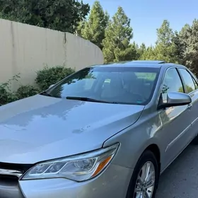 Toyota Camry 2017