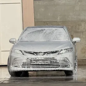 Toyota Camry 2023