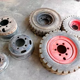 KAR tigirleri we diskalary