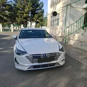 Hyundai Sonata 2021
