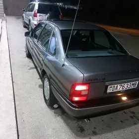 Opel Vectra 1990