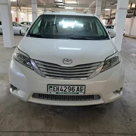 Toyota Sienna 2017