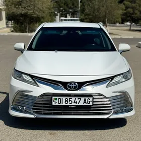 Toyota Camry 2020