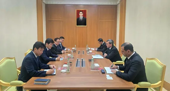 Raşid Meredow «Daewoo Engineering & Construction Co., Ltd» kompaniýasynyň ýolbaşçysy bilen duşuşdy