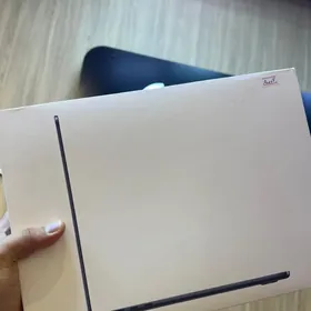 MacBook Air M4 16/256gb