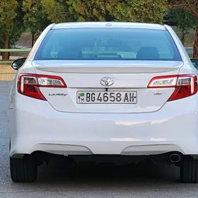 Toyota Camry 2012
