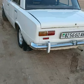 Lada 2104 1980