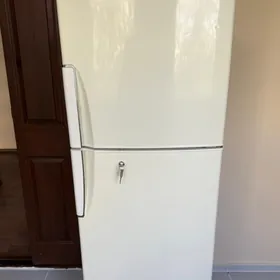Холодильник Hitachi