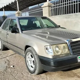 Mercedes-Benz 230E 1987