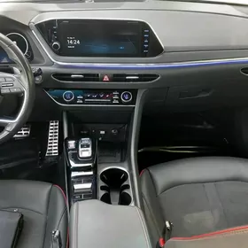 Hyundai Sonata 2021