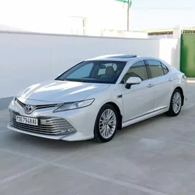 Toyota Camry 2020