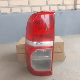 Hilux 2014 yzky Fara