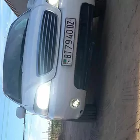 Kia Carnival 2001