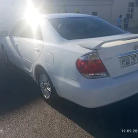 Toyota Camry 2005