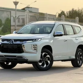 Mitsubishi Montero Sport 2025