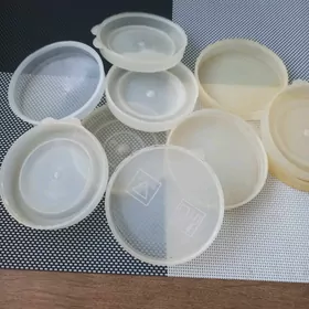 Пластиковые крышки