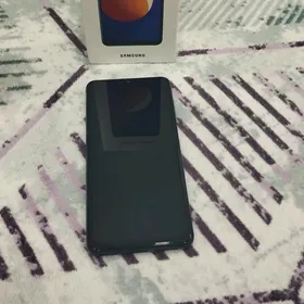 samsung M12