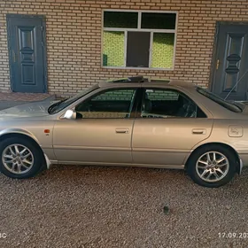 Toyota Camry 2001