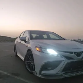 Toyota Camry 2022