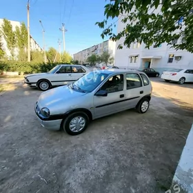 Opel Vita 1998