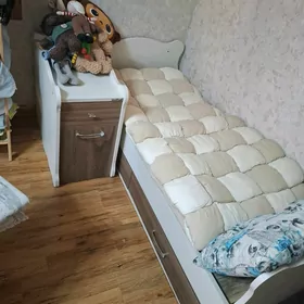 кровать детская + шкаф