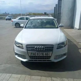 Audi A4 2011