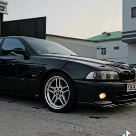 BMW E39 1999