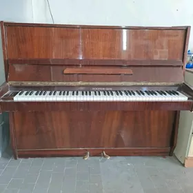 Pianino