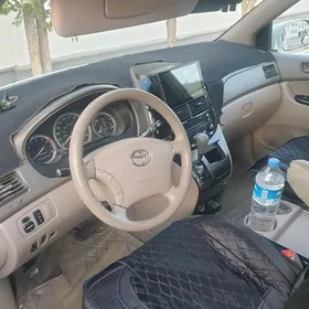 Toyota Sienna 2005