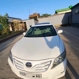 Toyota Camry 2011