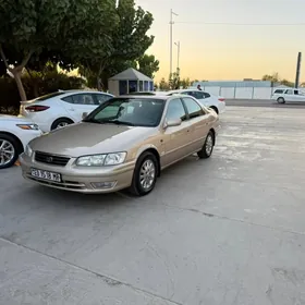 Toyota Camry 2001