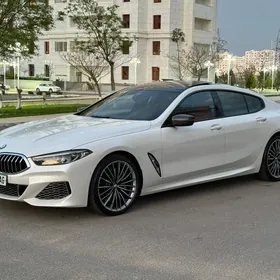 BMW M8 Gran Coupe 2022