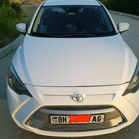 Toyota Yaris 2017