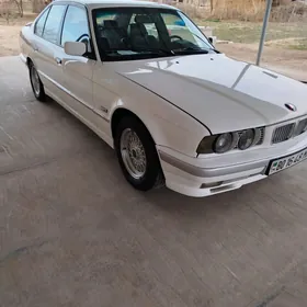 BMW 525 1990