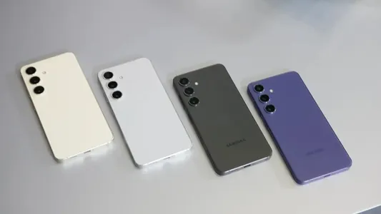 Samsung şu ýyl OneUI 8-i aljak Galaxy enjamlarynyň sanawyny çykardy