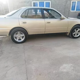 Toyota Camry 1995