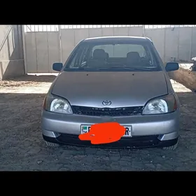 Toyota Echo 2001
