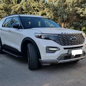 Ford Explorer 2021