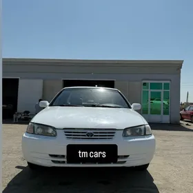 Toyota Camry 1999