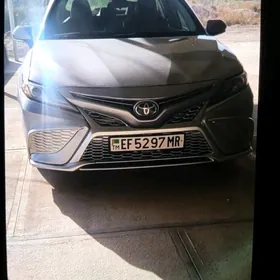 Toyota Camry 2022