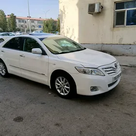 Toyota Camry 2010