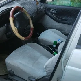 Daewoo Leganza 1998
