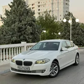 BMW F10 2011