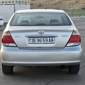 Toyota Camry 2005